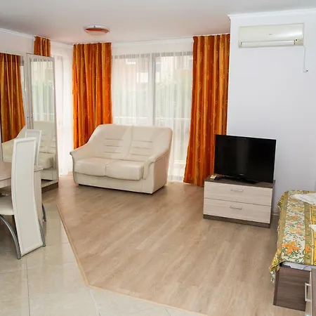 Apartman Lev *
