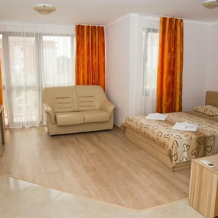 Apartment Lev